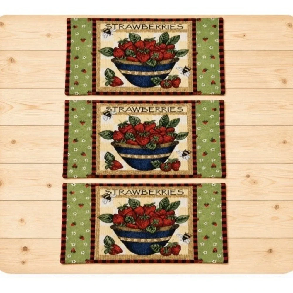 Strawberry Bowl Table Runner 70 in Unlined Jacquard Tapestry Wi/ 3 Placemats [Z]